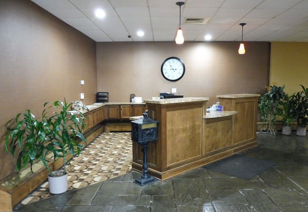 Quality Inn & Suites Owego Exterior photo
